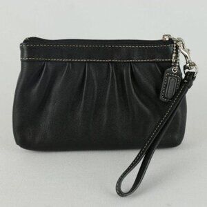 Coach Women's Black Leather Zip Closure Wristlet